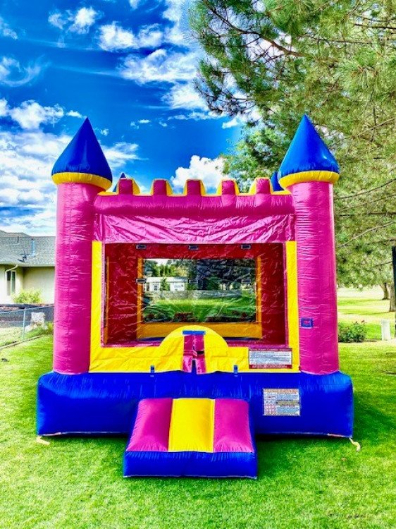 Bounce Houses - dry